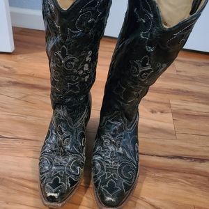 Coral cowgirl boots
